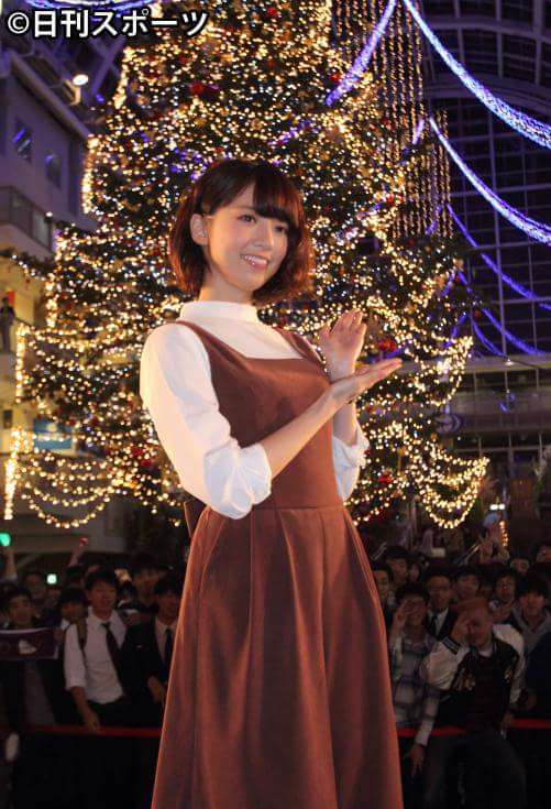 乃木坂46白石麻衣、幼少期の姿に「既に可愛い」「美人のルーツ」の声