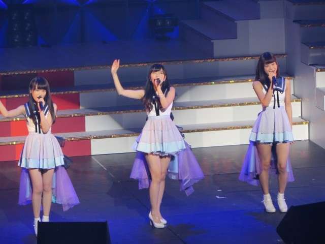 乃木坂46白石麻衣、幼少期の姿に「既に可愛い」「美人のルーツ」の声