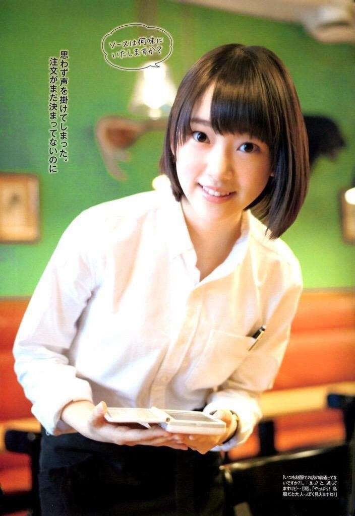 乃木坂46白石麻衣、幼少期の姿に「既に可愛い」「美人のルーツ」の声