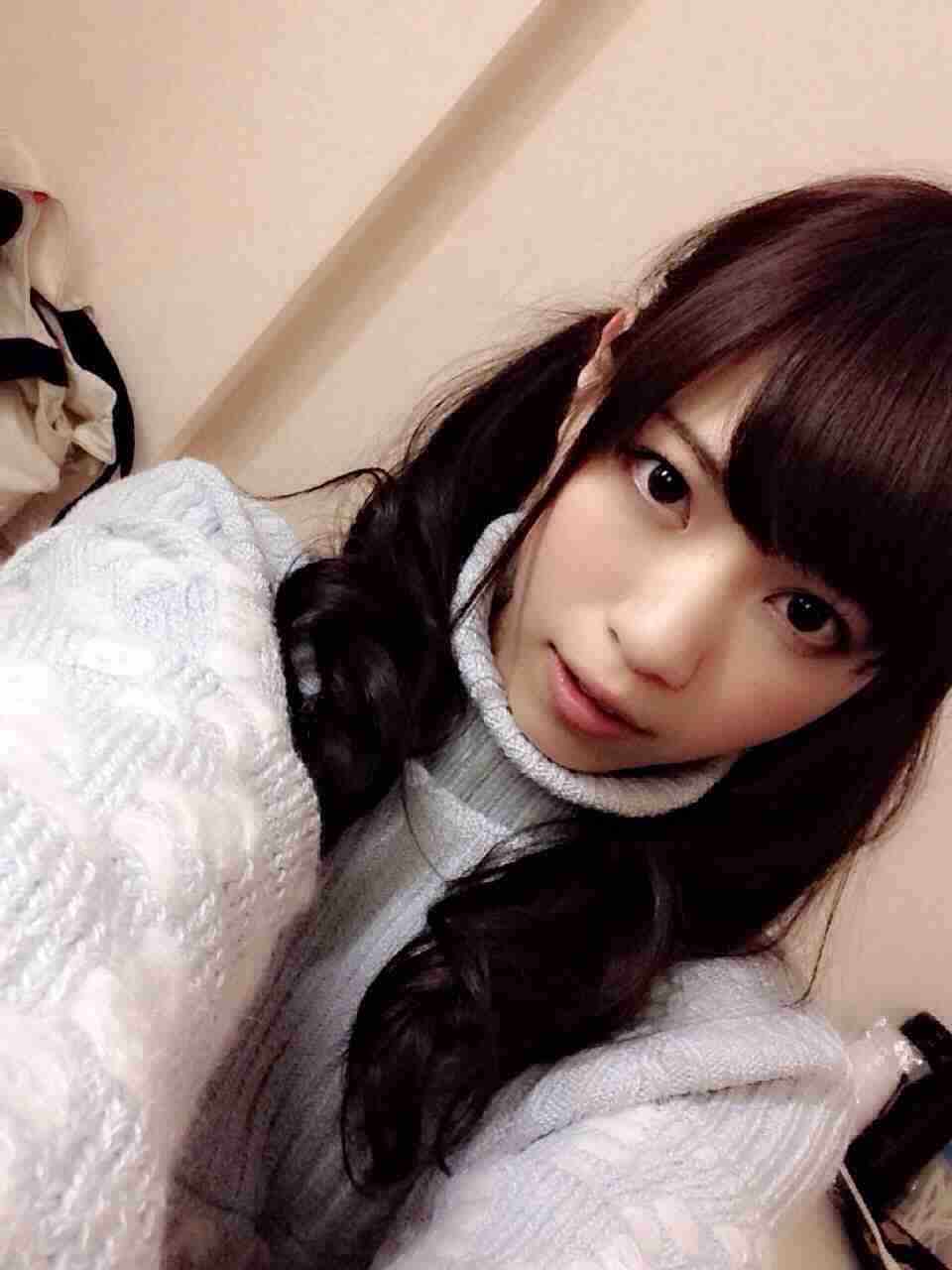 乃木坂46白石麻衣、幼少期の姿に「既に可愛い」「美人のルーツ」の声