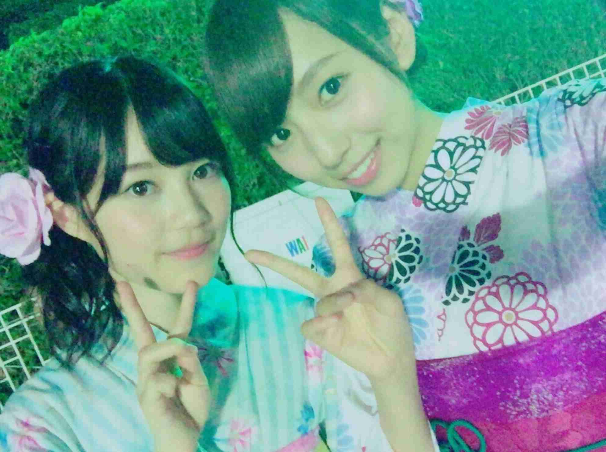 乃木坂46白石麻衣、幼少期の姿に「既に可愛い」「美人のルーツ」の声