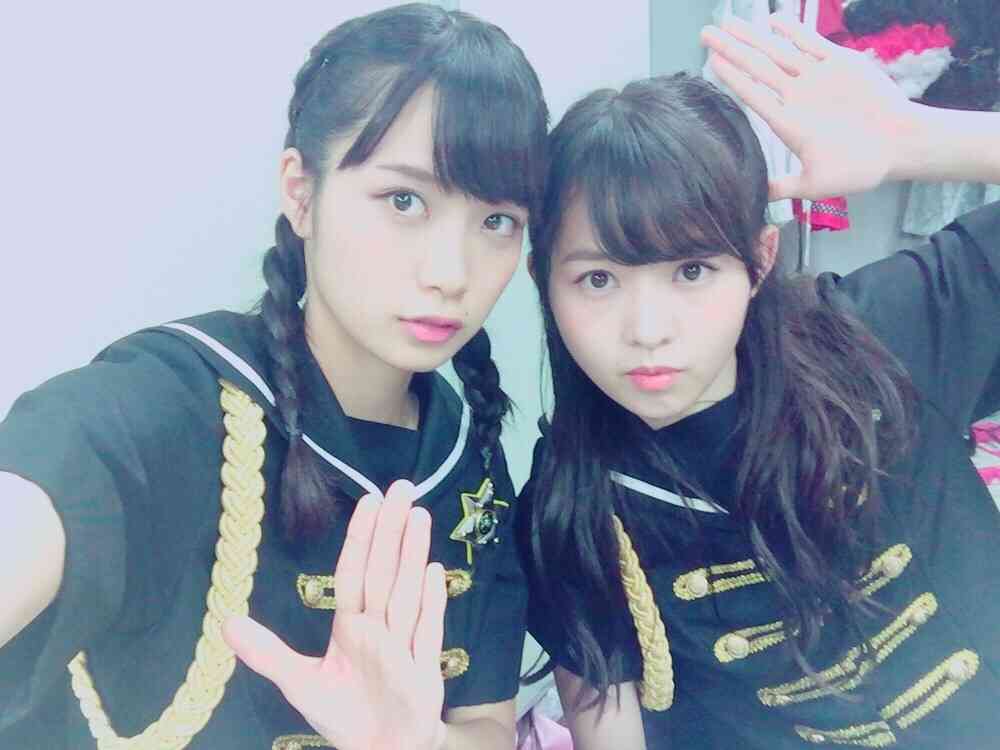 乃木坂46白石麻衣、幼少期の姿に「既に可愛い」「美人のルーツ」の声