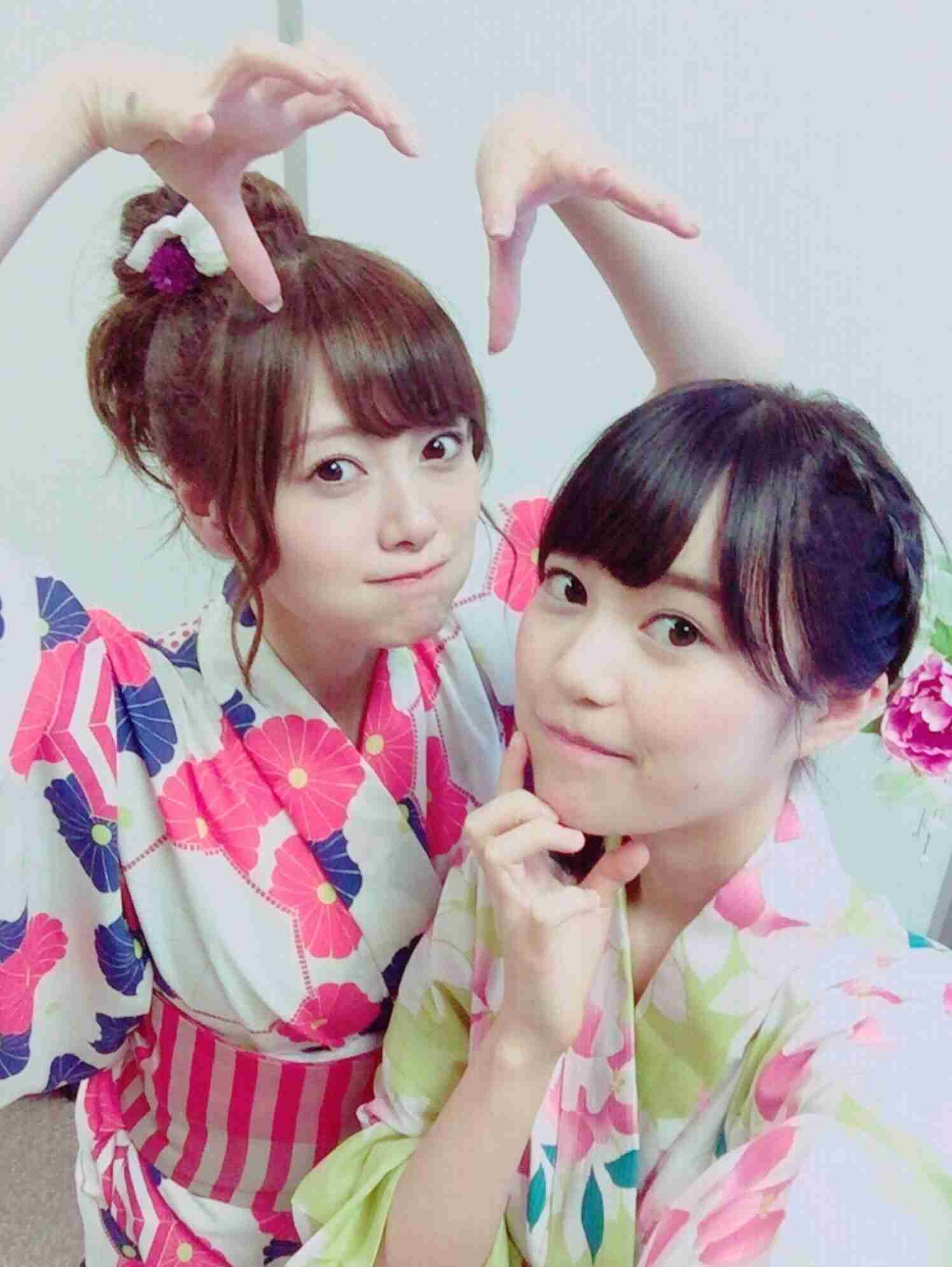 乃木坂46白石麻衣、幼少期の姿に「既に可愛い」「美人のルーツ」の声