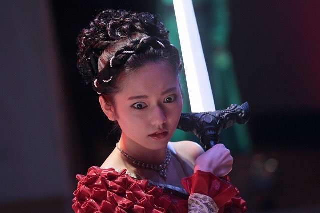 AKB48・島崎遥香主演『劇場霊』が爆死！「劇場ガラガラ」「金をドブに捨てた」と酷評の嵐