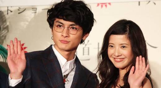 男女の芸能人ツーショット画像貼って！！