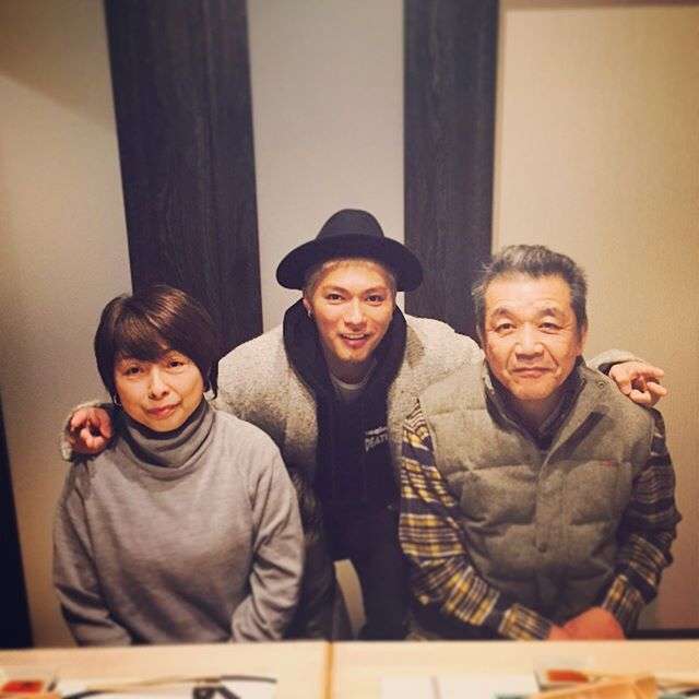 和田アキ子とSHOKICHIが“AKOザイル”結成