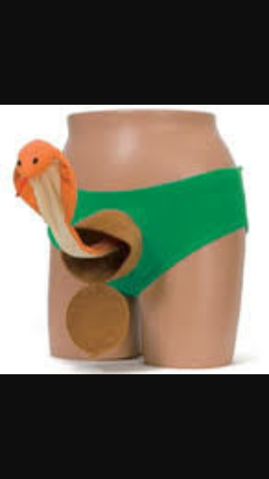 スカートの下に下着以外で何か履きますか？