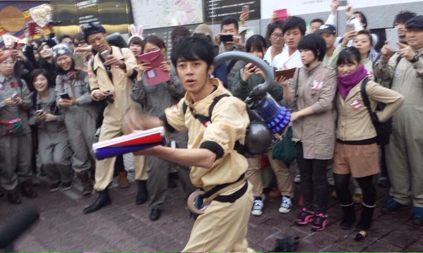 【ハロウィーン騒動】とうとう逮捕者 無職男、エアガンのようなもので警察官を殴打