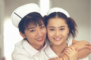 観月ありさ　青山光司氏とラブラブ帰国