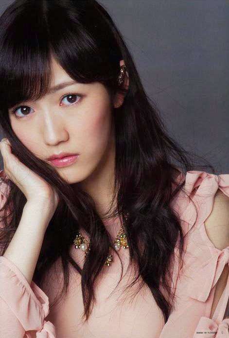 AKB48渡辺麻友の鼻に違和感を抱く視聴者ら…過去の写真と比較した結果