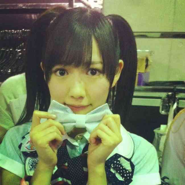広瀬すずのツインテールに舌出し笑顔が破壊力ありすぎると話題に「鬼可愛い」「キュン死ぬ…」