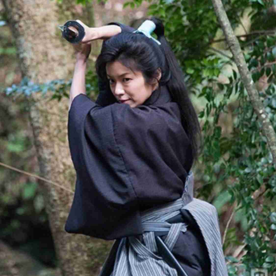 男装した女性有名人の画像を貼るトピ