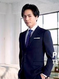 旦那のスーツにかける金額は?