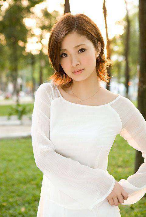 芸能界でNo.1の美人は誰？