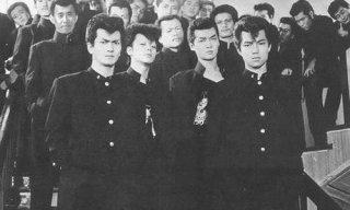 おもわず時代を感じさせる画像を貼りましょう