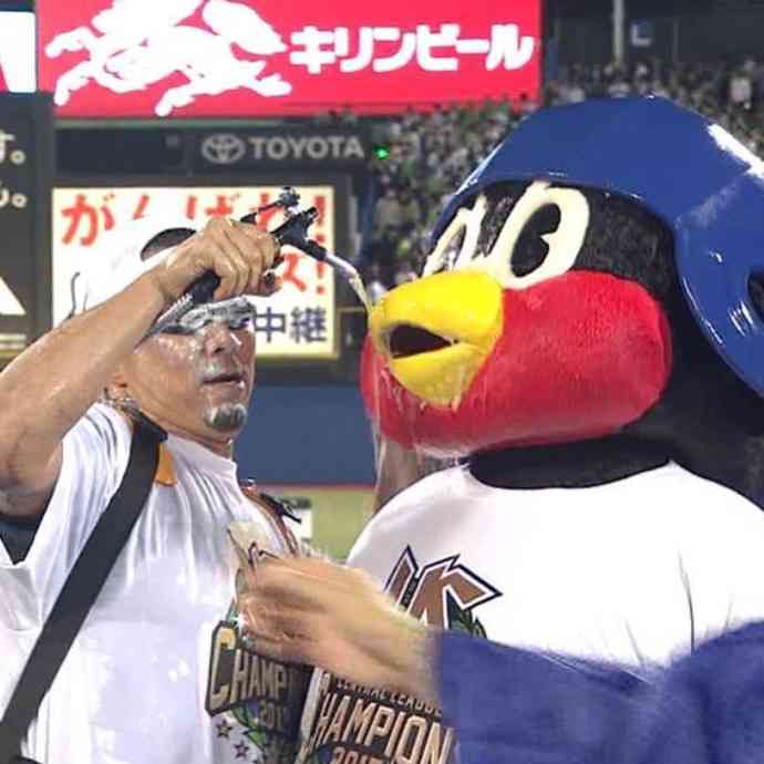 つば九郎が好きな人〜!