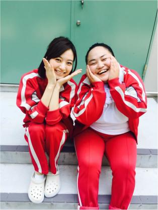 「似合ったら美人認定」石原さとみ、新垣結衣、綾瀬はるかが着こなす共通アイテムとは?
