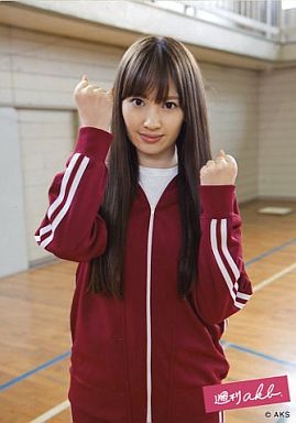 「似合ったら美人認定」石原さとみ、新垣結衣、綾瀬はるかが着こなす共通アイテムとは?