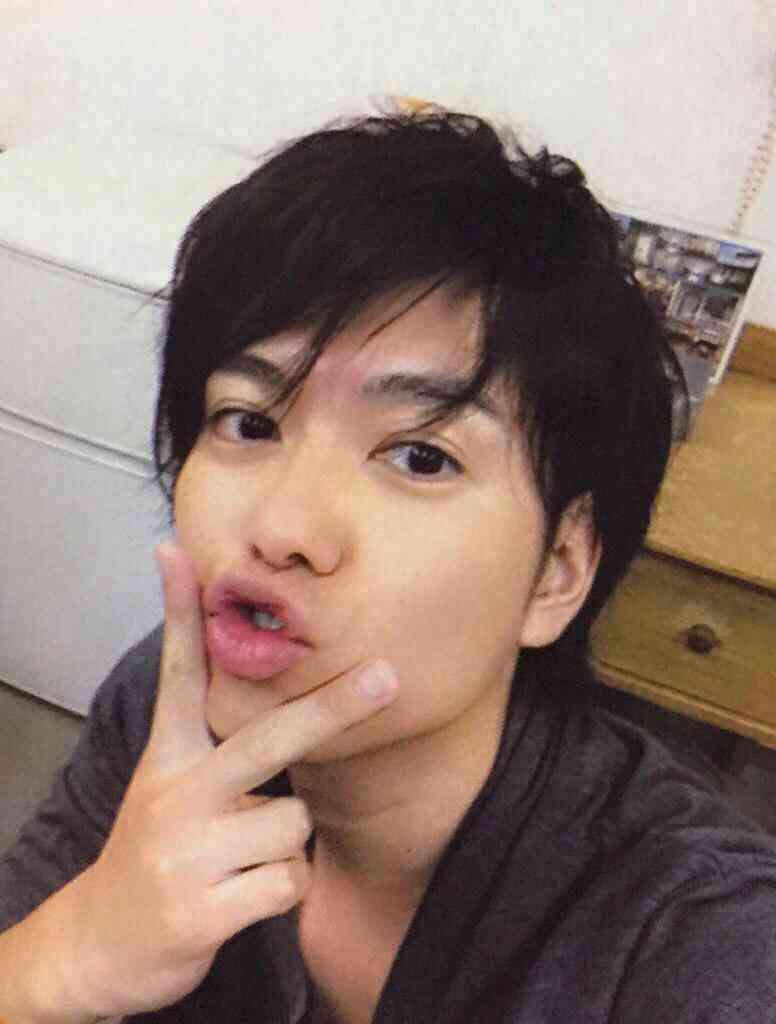 NEWS加藤シゲアキの初短編小説「傘をもたない蟻たちは」が連ドラ化！原作ファンの桐山漣が主演