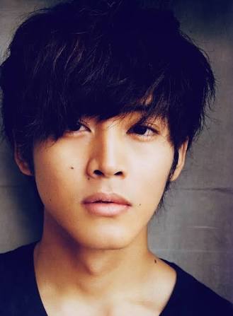 目で演技できる俳優は誰だと思いますか？