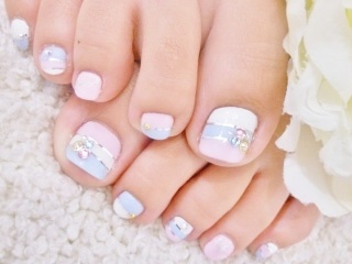 可愛いデザインのペディキュア ガールズちゃんねる Girls Channel