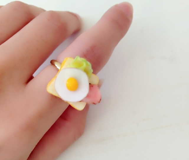 可愛いアクセサリーの画像