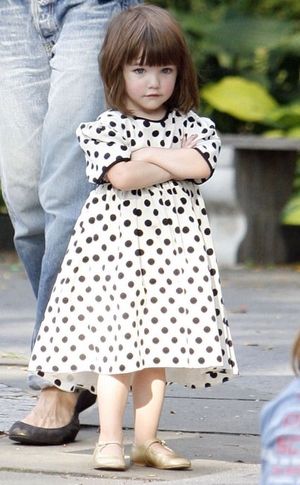 キム・カーダシアン、娘2歳に42万円の毛皮を着せインスタグラムで公開→動物愛護団体激怒