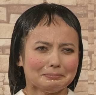 ベッキー 朝ドラ女優らとの女子会で「不倫」止められた…結局深みに