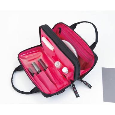 どんなメイクポーチ使ってますか?