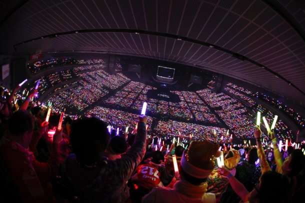 好きなアーティストのLIVE中の画像を貼るトピ