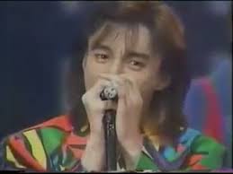 好きなアーティストのLIVE中の画像を貼るトピ