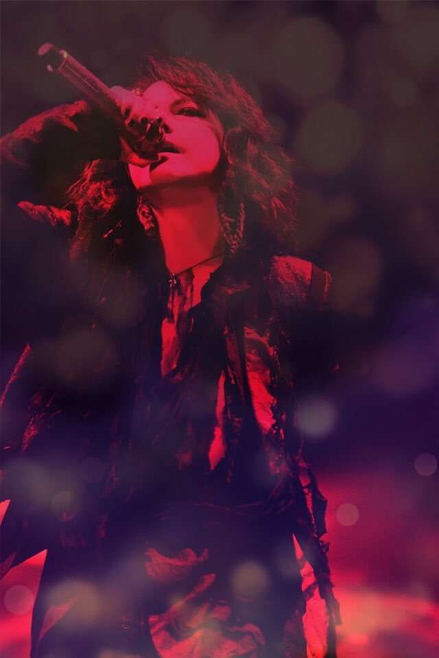 好きなアーティストのLIVE中の画像を貼るトピ