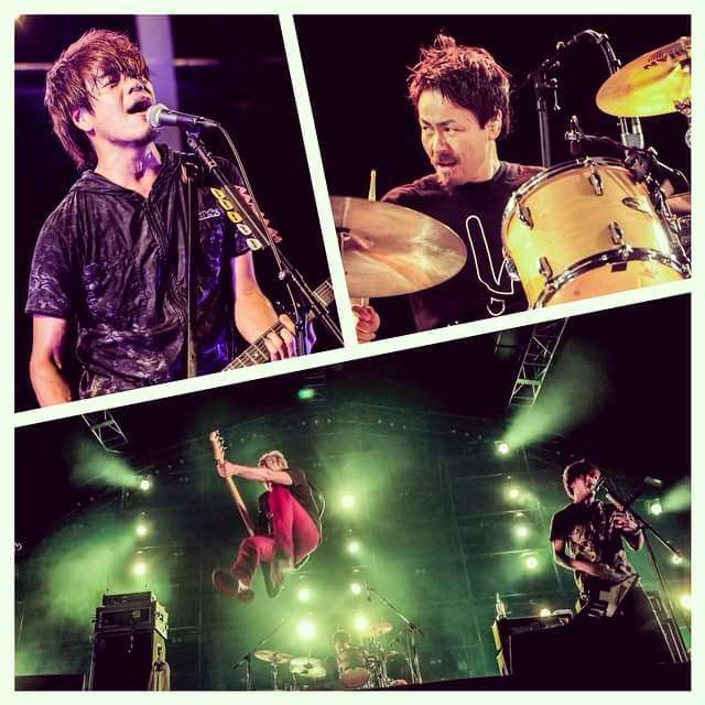 好きなアーティストのLIVE中の画像を貼るトピ