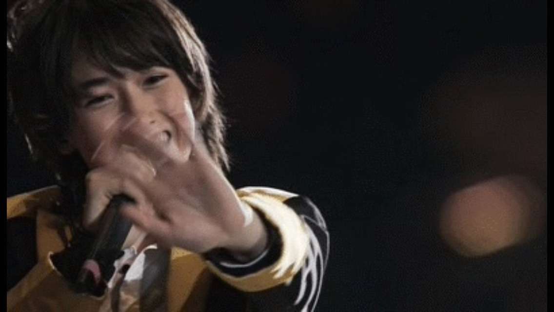 好きなアーティストのLIVE中の画像を貼るトピ