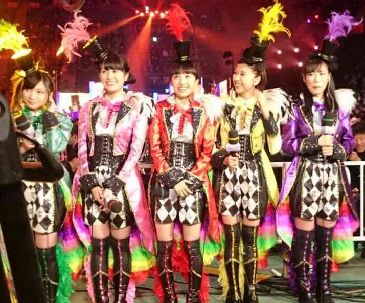 ももいろクローバーZの微妙すぎる演出に報道陣ら失笑