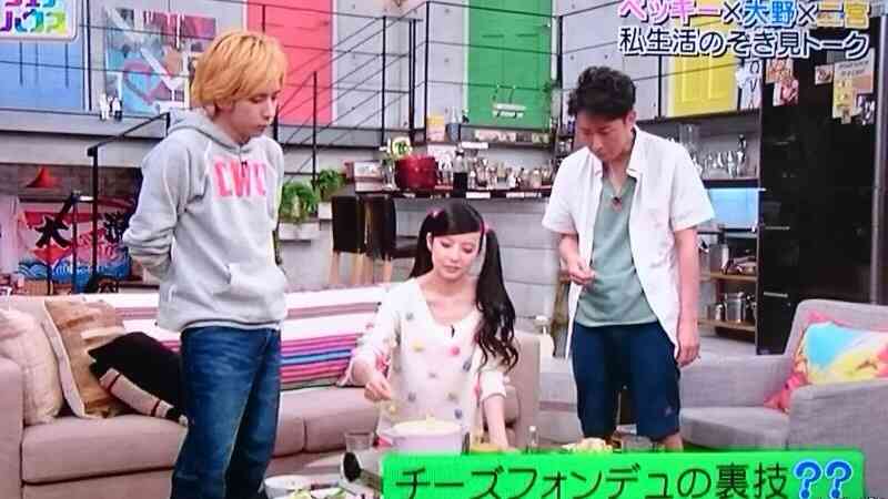 ベッキー、ゲスの極み乙女。川谷絵音との不倫騒動を謝罪 交流認めるも「軽率な行動だった」【会見全文】