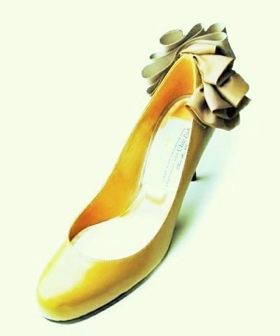 【最悪】ベッキー不倫騒動で川谷絵音に三人目の女出現！ 愛妻弁当を隠して元カノに会うゲス行為 → 泥沼になり号泣