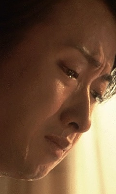 有名人の泣き顔の画像を貼るトピ