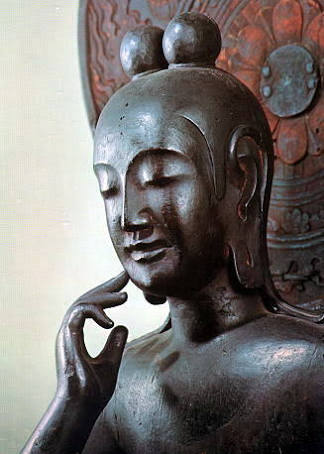 女性が老後一人で生きるために必要な貯金額