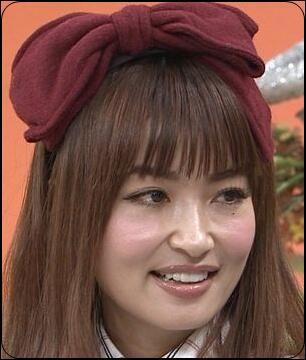 平子理沙、アイドルに負けない超ミニ姿披露