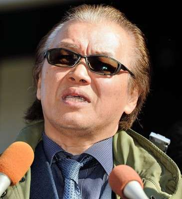 不機嫌な顔が集まるトピ