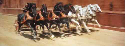 【閲覧注意】カスタムしてる車でロングナットが流行、ケガをする人も…