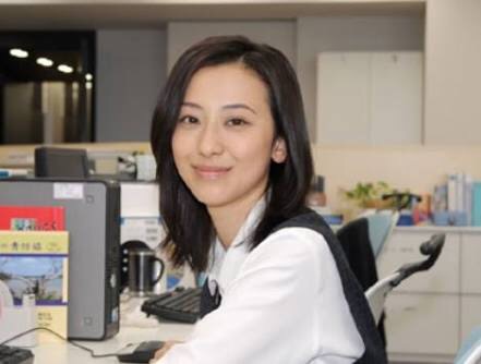 周りに居る女性らしくて素敵な人