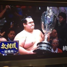 琴奨菊ついに初賜杯！豪栄道破り、10年ぶり日本出身力士優勝
