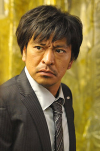 そっくりさんでV6を完成させよう