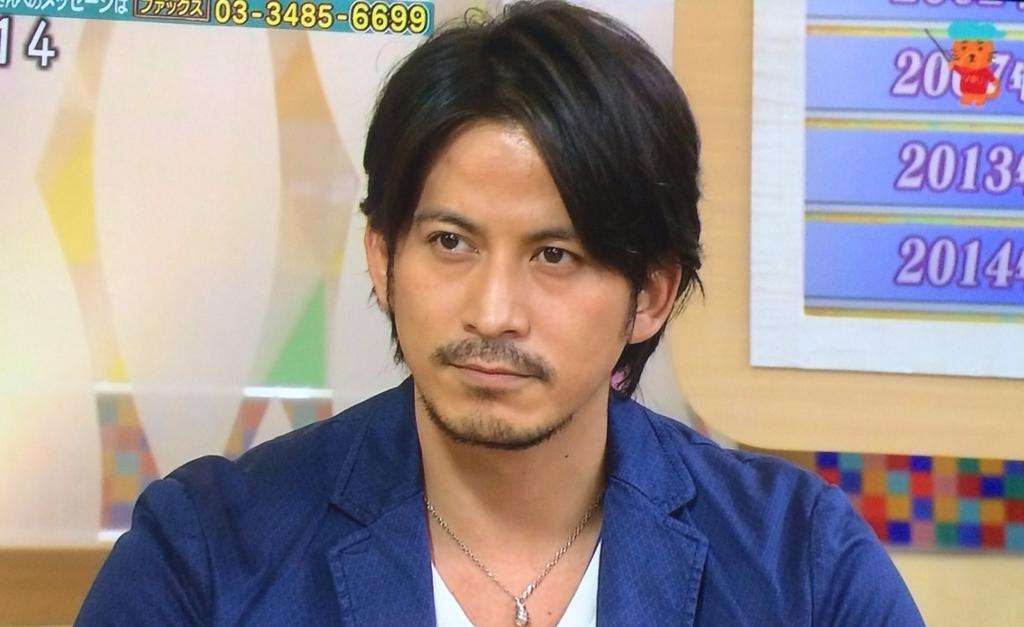 そっくりさんでV6を完成させよう