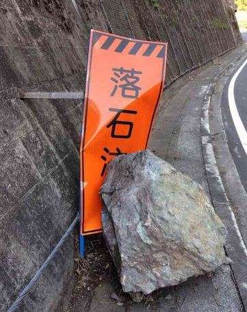 最近笑ってない人。