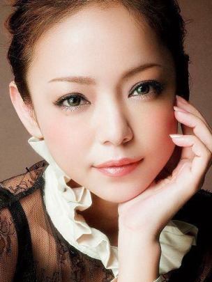 ファンとアンチが同じくらいいそうな有名人