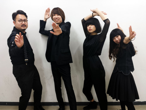 ゲスの極み乙女・川谷絵音、不倫疑惑騒動に言及＆ファンに初謝罪「ご迷惑とご心配を」