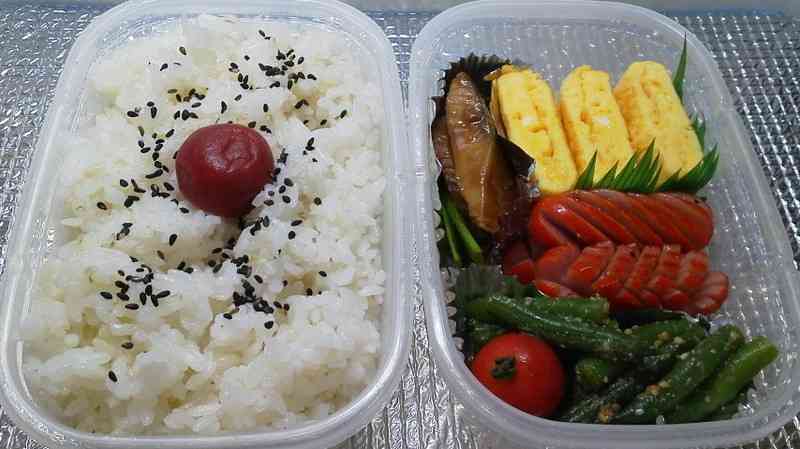明日のお弁当の中身教えて下さい